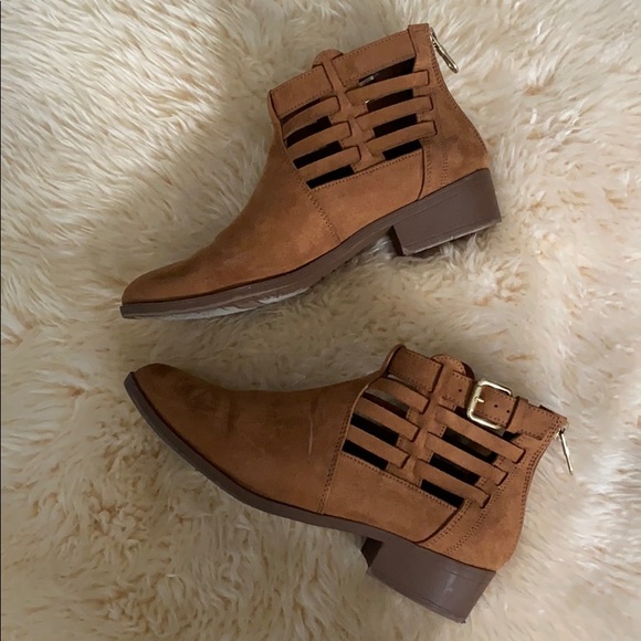 American Eagle Booties - Picture 4 of 5